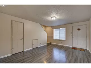 Photo #5: 499659233 Listing 
