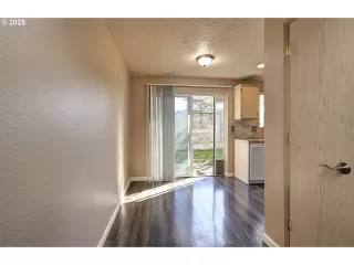 Photo #6: 499659233 Listing 