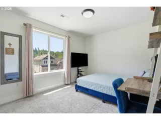 Photo #5: 500657104 Listing
