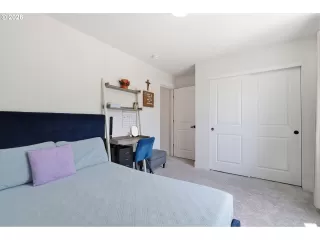 Photo #6: 500657104 Listing