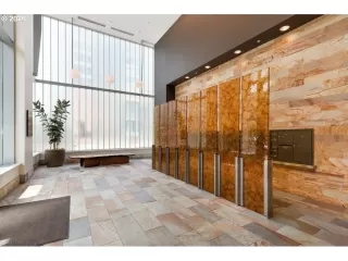Photo #4: 500662227 Listing