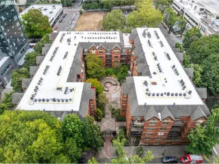 Photo #4: 501451747 Listing