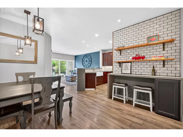 MLS: 501721022 Condo For Sale