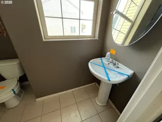 Photo #5: 502701414 Listing