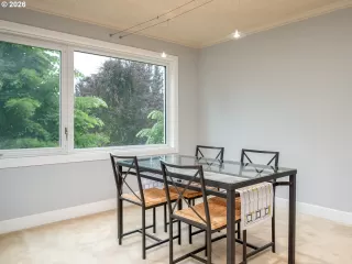 Photo #3: 503060796 Listing