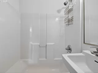 Photo #2: 503820284 Listing 