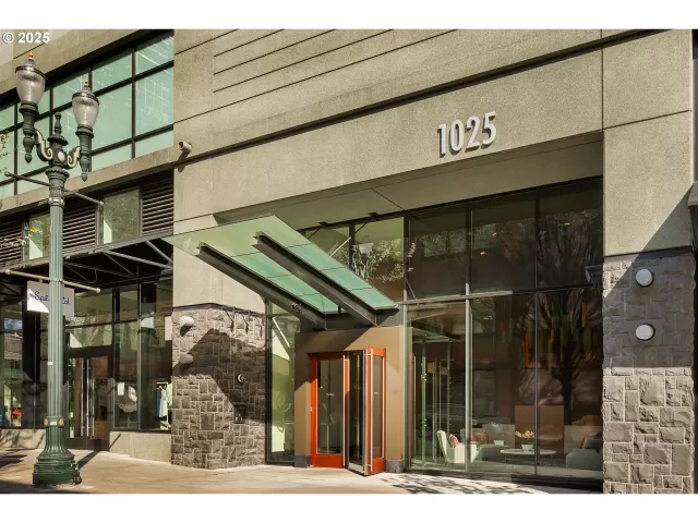 MLS: 504408293 Condo For Sale