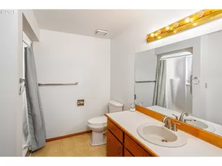 Photo #4: 504888099 Listing 