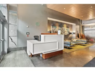 Photo #4: 505287807 Listing