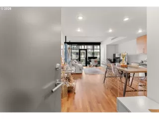 Photo #4: 505441735 Listing 