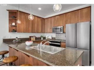 Photo #6: 505630989 Listing 