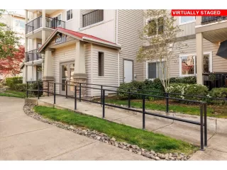 Photo #2: 505778172 Listing