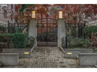 Photo #2: 505989109 Listing 