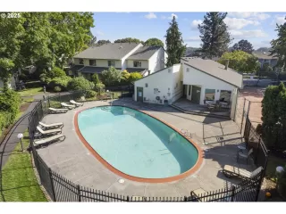 Photo #4: 506985675 Listing 