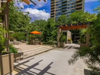 Photo #4: 508249998 Listing