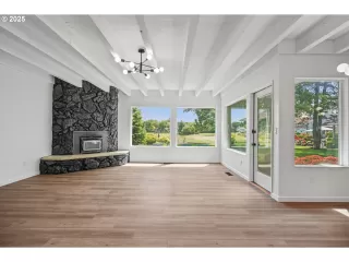 Photo #6: 508395182 Listing 