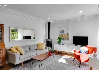 Photo #3: 508699030 Listing