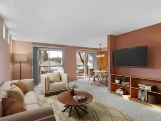 Photo #6: 509561232 Listing