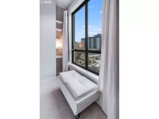 Photo #4: 509651591 Listing