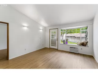 Photo #3: 510380007 Listing
