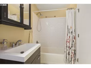 Photo #2: 511489390 Listing