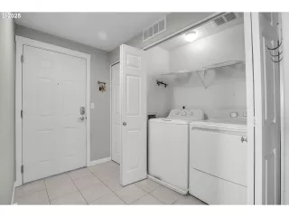 Photo #3: 514576261 Listing 