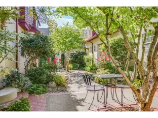 Photo #3: 514764398 Listing 