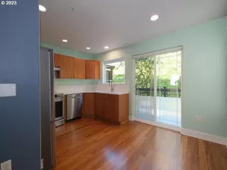 Photo #2: 515186821 Listing 