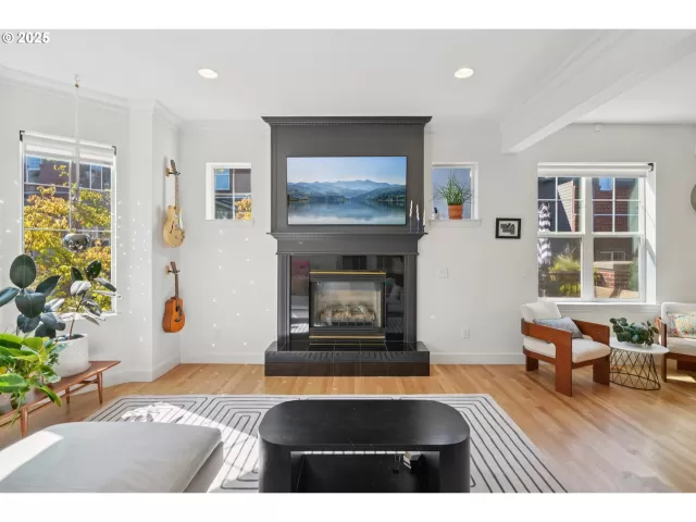 MLS: 515200183 Condo For Sale