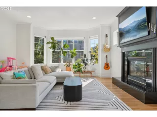 Photo #4: 515200183 Listing 