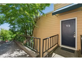Photo #5: 515247450 Listing