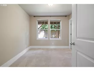 Photo #2: 515324709 Listing