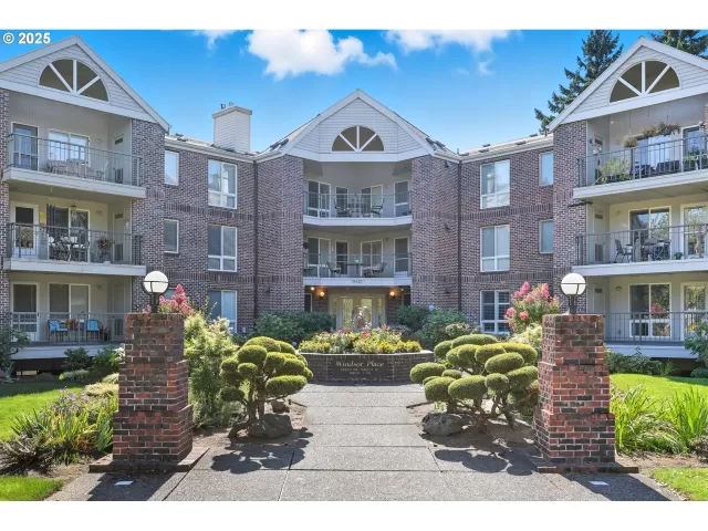 MLS: 516180990 Condo For Sale