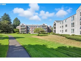 Photo #3: 516180990 Listing 