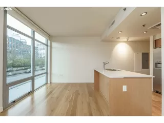 Photo #1: 516204119 Listing