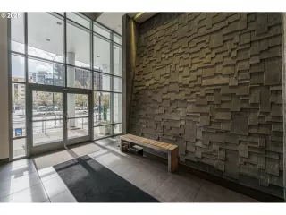 Photo #5: 516204119 Listing