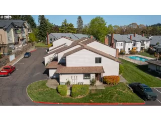 Photo #3: 516491032 Listing