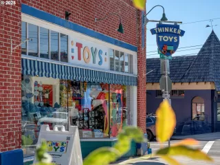 Photo #2: 516543814 Listing