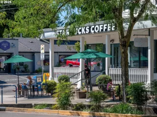 Photo #3: 516543814 Listing