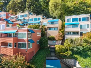 Photo #1: 516572997 Listing 