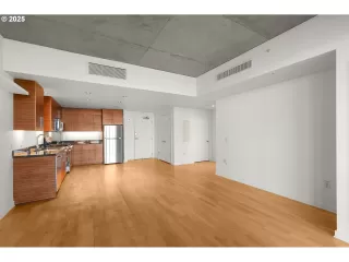 Photo #1: 516605359 Listing 