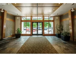 Photo #4: 516872439 Listing