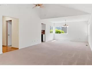 Photo #1: 516913443 Listing 