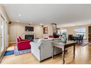 Photo #4: 516981452 Listing 