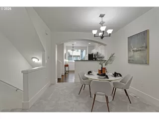 Photo #2: 517152224 Listing 