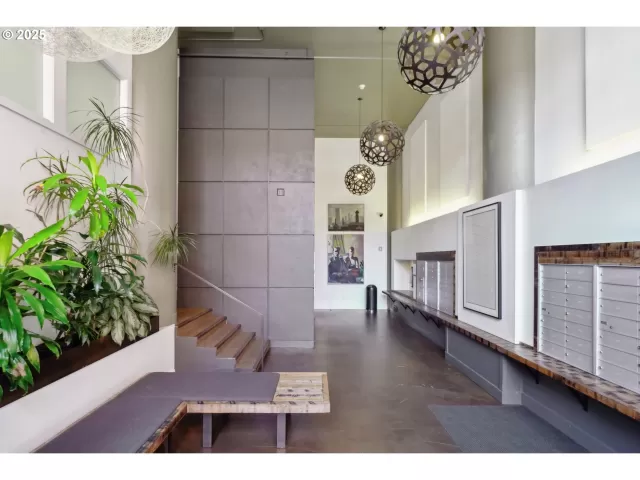 MLS: 517828490 Condo For Sale