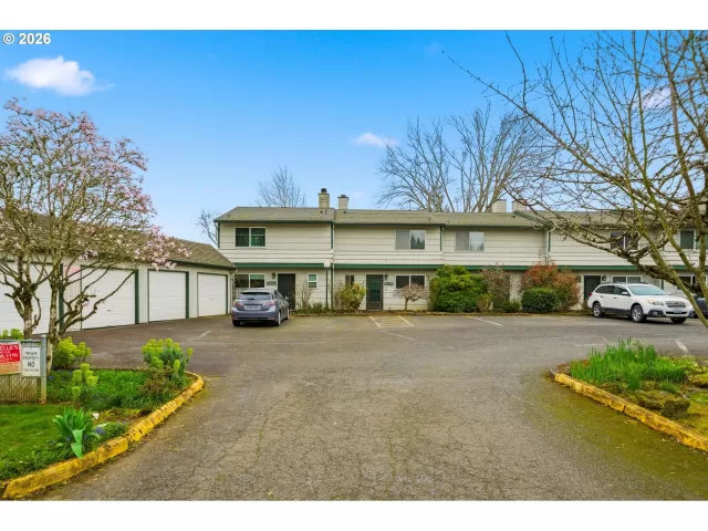 MLS: 519012420 Condo For Sale