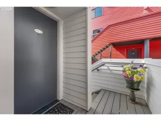 Photo #1: 519250596 Listing