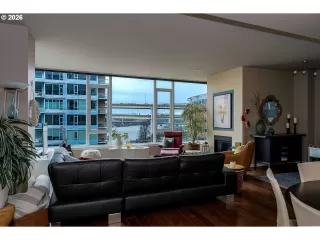 Photo #1: 519259616 Listing