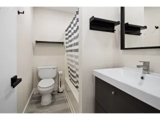 More Details about MLS # 520156498 : 14575 SW WALKER RD A3